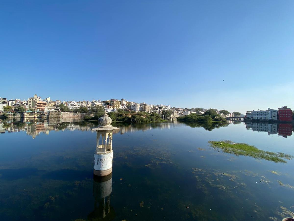 Natural Lake View Hotel Udajpur Exteriér fotografie